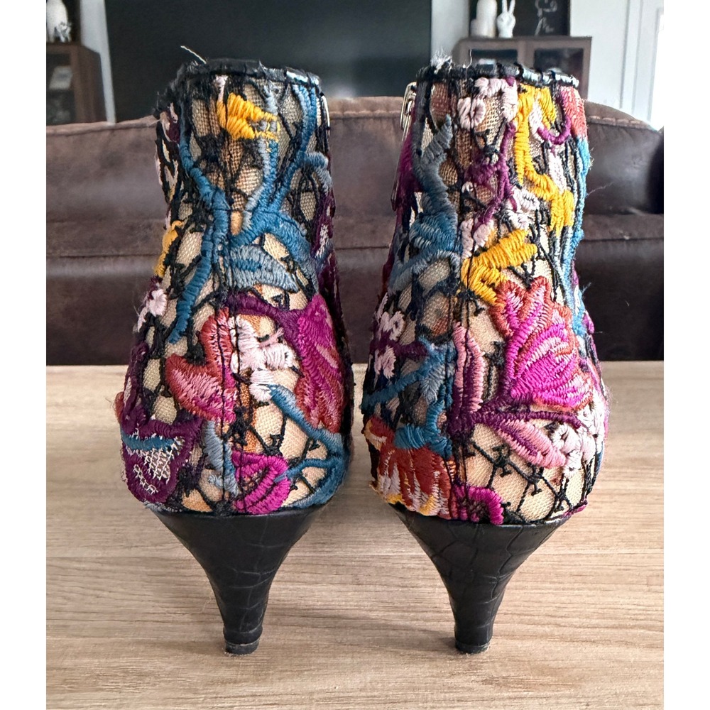 Sam Edelman Floral Embroidered Mesh Kitten Heel Ankle Boots Multi Color Size 6.5 - Picture 4 of 7